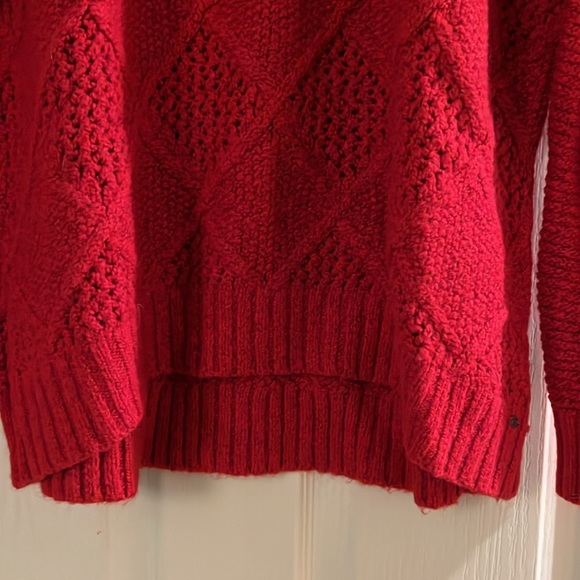 NWT!! American Eagle 🦅 knitted red sweater - Picture 2 of 7